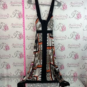 Donna dress chain link Sleeveless V-Neck Printed Maxi Dress with Black Trim